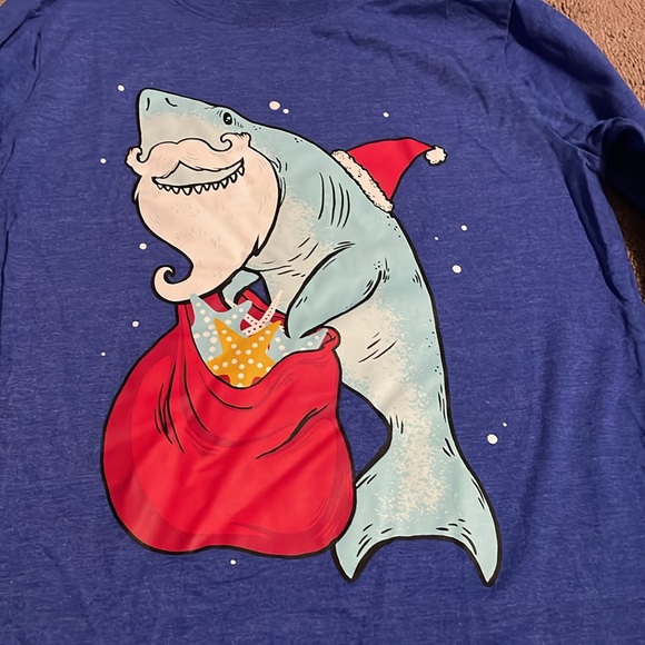 Cat and Jack boys “Santa Shark” long sleeve tee. Size S (6/7). - Picture 2 of 5